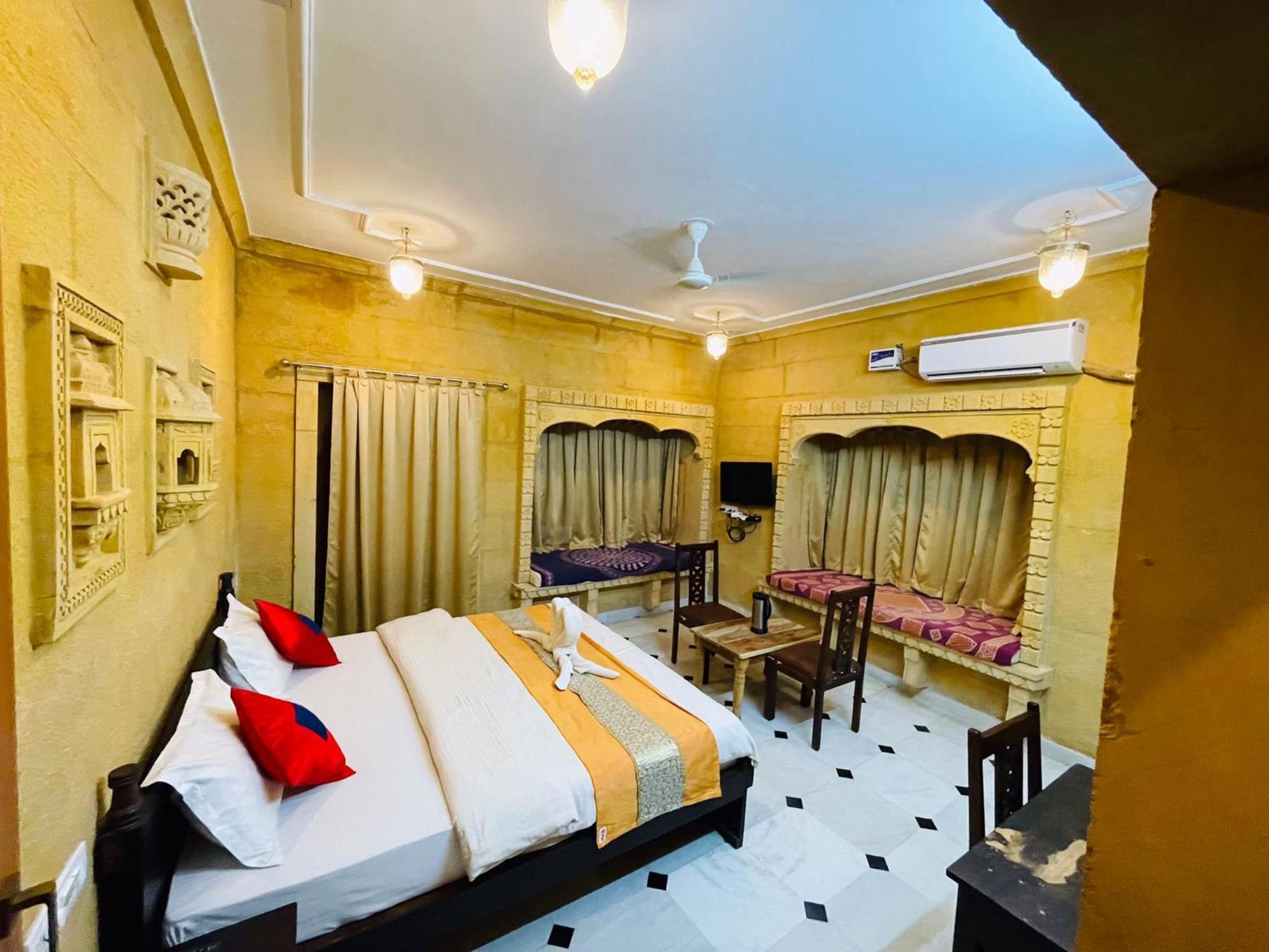 Golden Marigold Hotel Jaisalmer Esterno foto