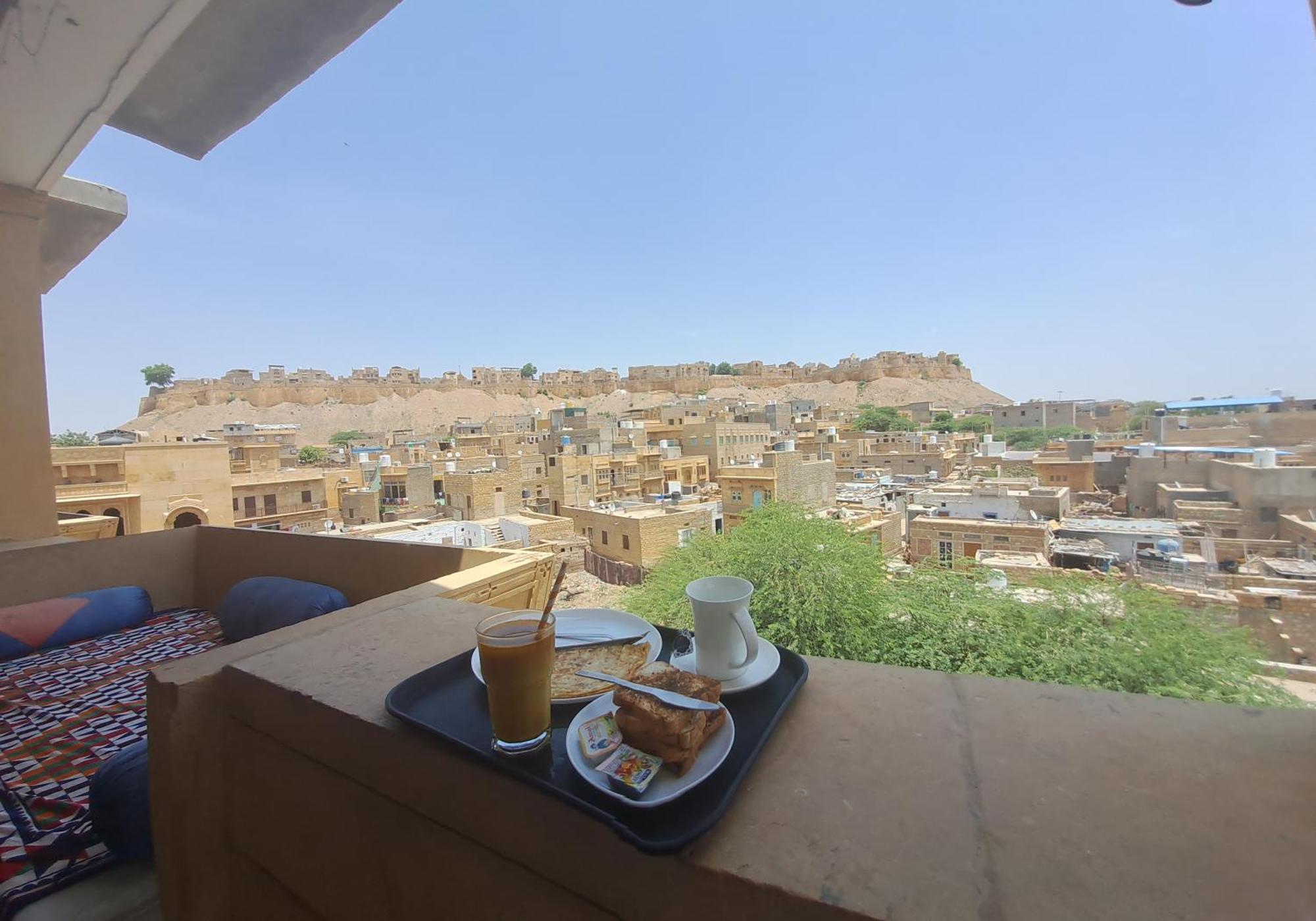 Golden Marigold Hotel Jaisalmer Esterno foto