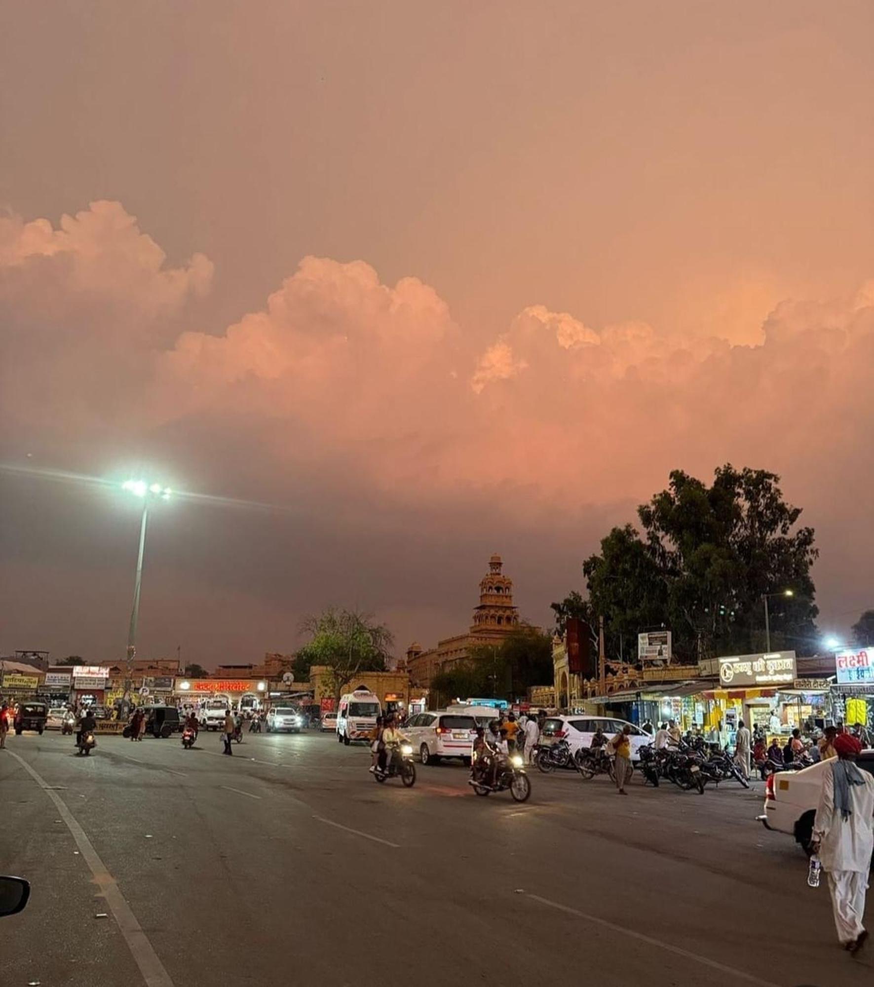 Golden Marigold Hotel Jaisalmer Esterno foto